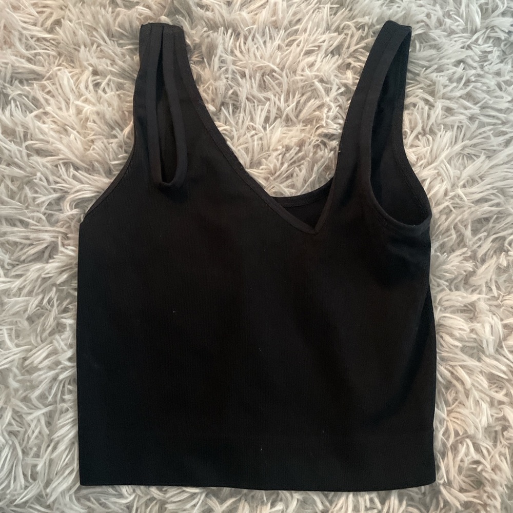 Black Sleeveless Women's Top